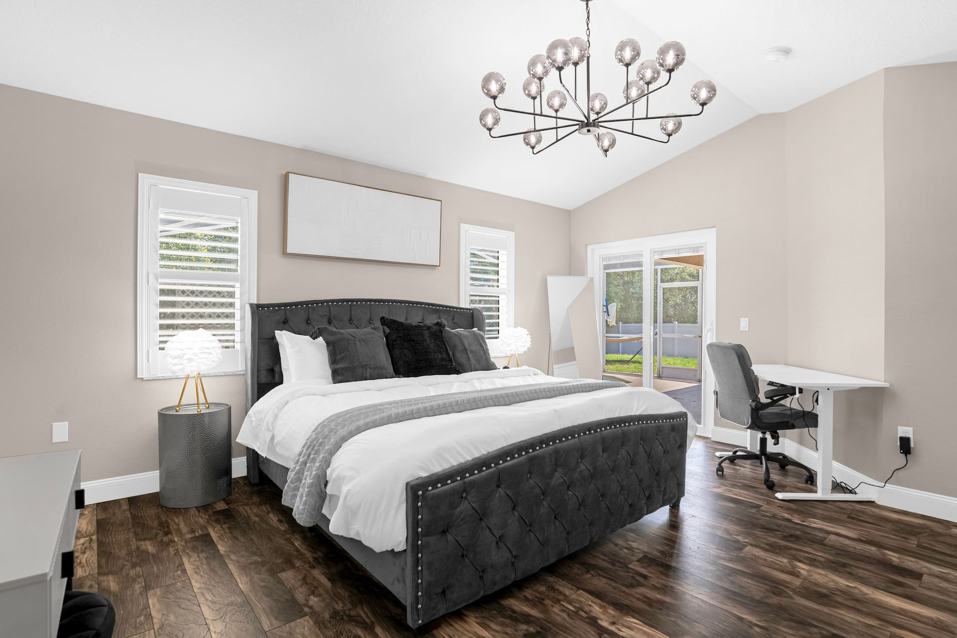 Kissimmee Luxury Villa — grand exterior