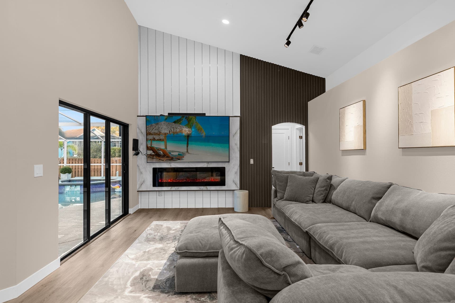 LUXURY VILLA — photo 9