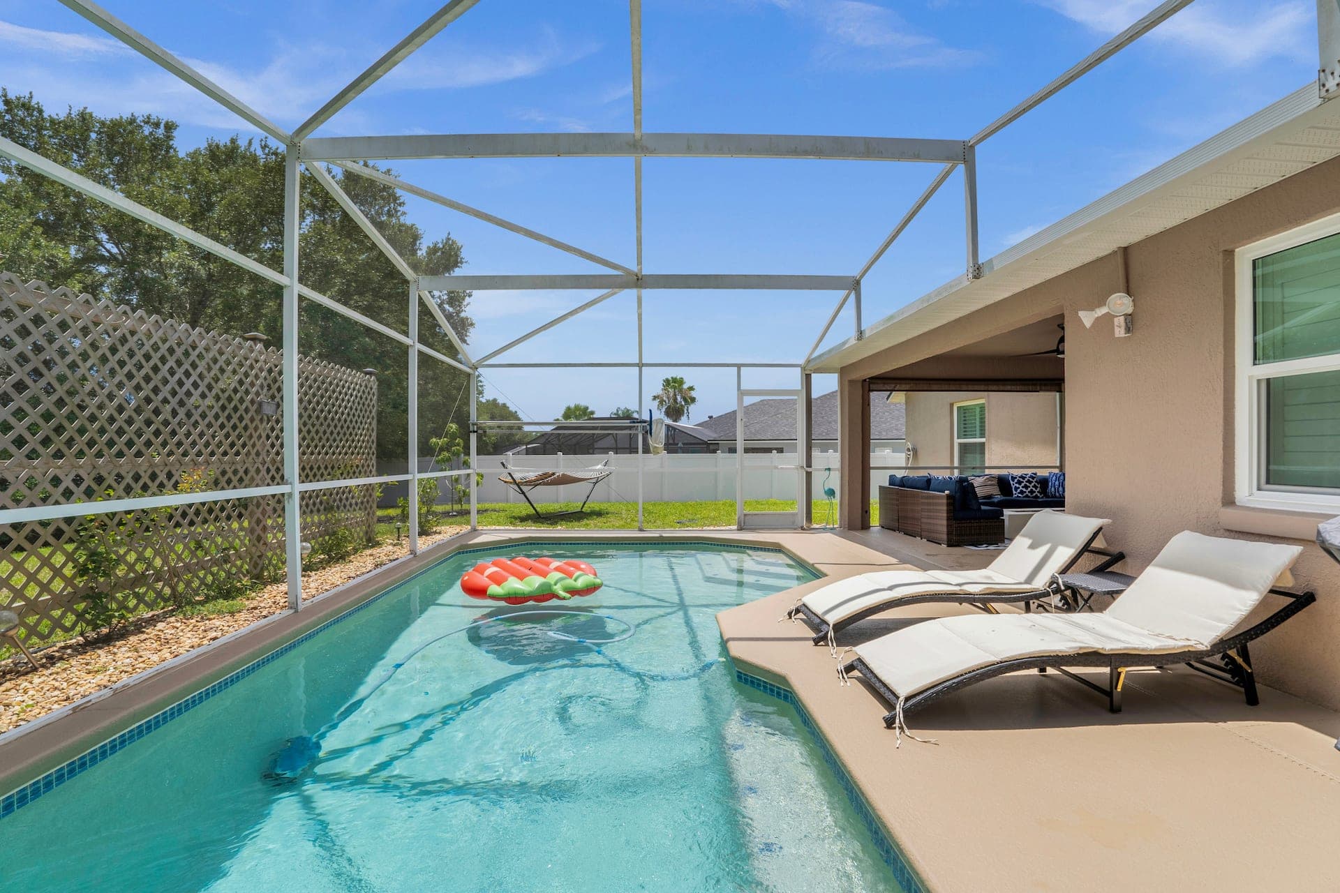 Kissimmee Luxury Villa — gourmet kitchen