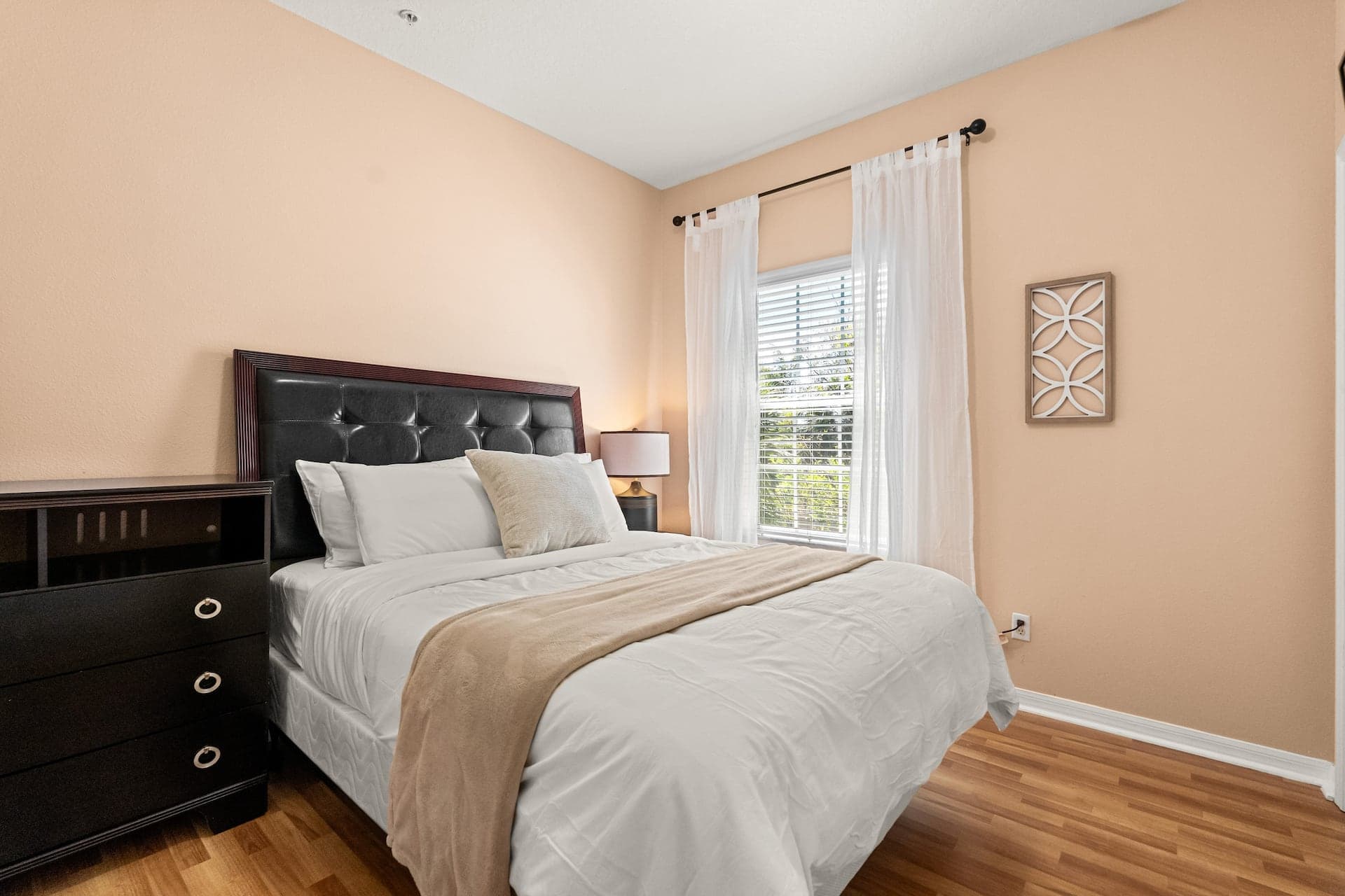 Kissimmee Luxury Villa — cozy family area