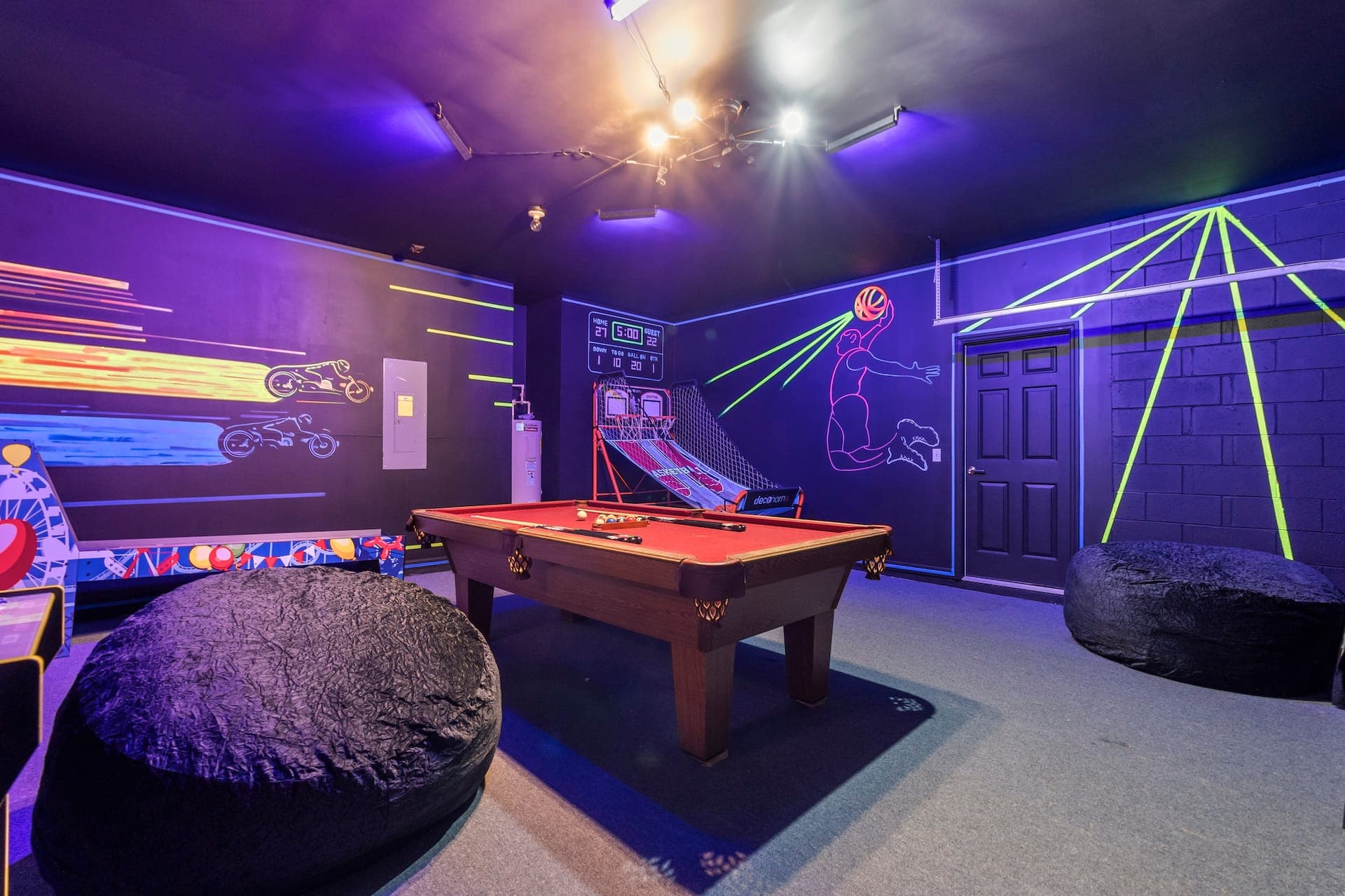 HUGE MANSION — photo 8